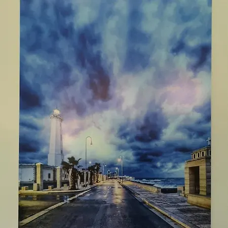 Elis...land... Konukevi