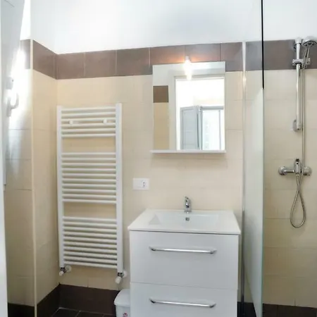 Гостевой дом Elis...land... Торре-Канне